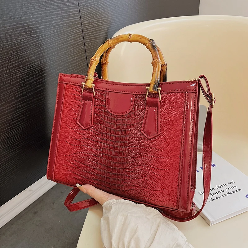 High Quality Leather Shoulder Bag For Women Luxury Alligator Handbag Designer Women Bag Retro Bamboo Handle Tote Bag Female